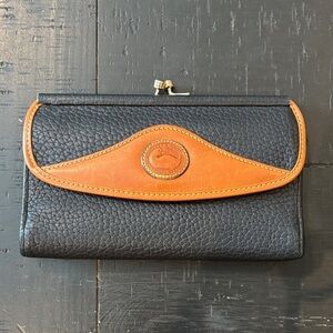 Dooney & Bourke All Weather Leather Vintage Checkbook Organizer Wallet Black​